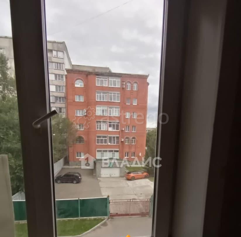 Комната, 12 м2, 3/5 эт. Бийск - изображение 4