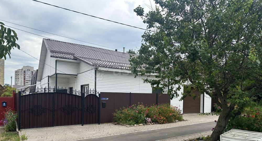 Коттедж, 140 м2, 6 соток, 1 эт. Белгород - изображение 1