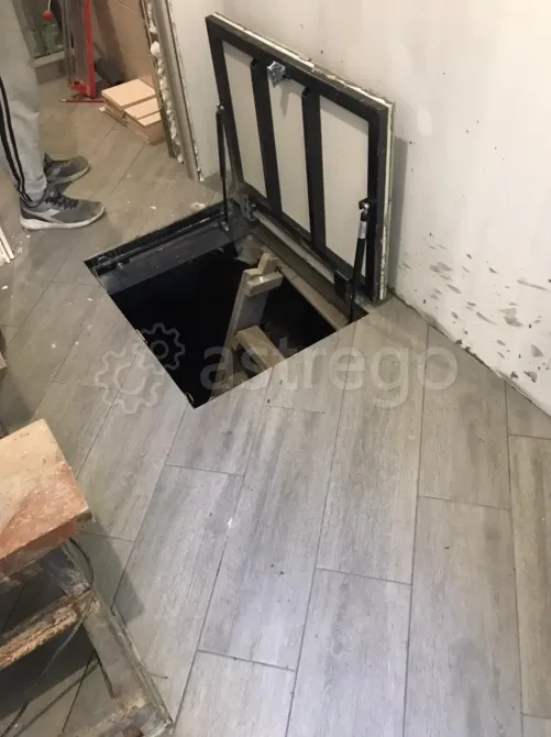 Люк под плитку самоподъёмный напольный Ростов-на-Дону - изображение 1