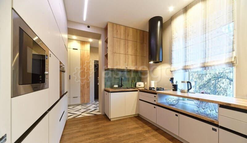 3-комн. квартира, 110 м2, 4/5 эт. Санкт-Петербург - изображение 4