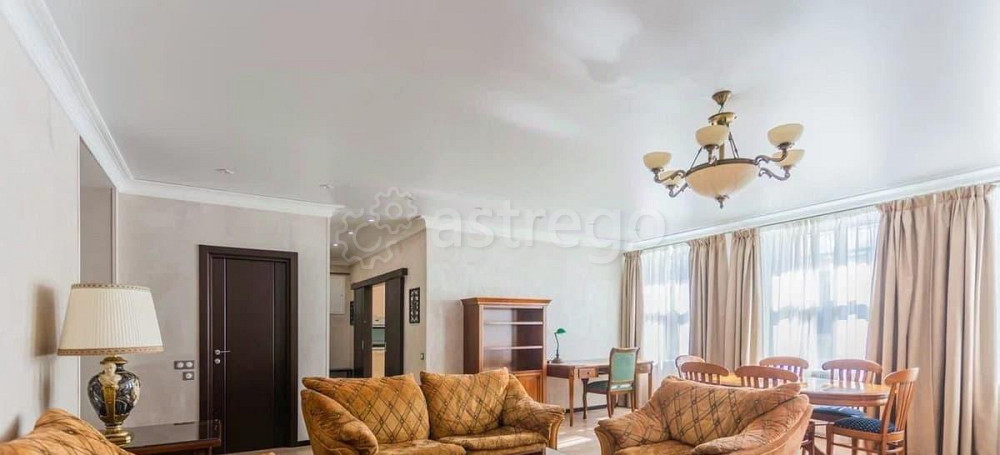 4-комн. квартира, 136 м2, 5/5 эт. Москва - изображение 1