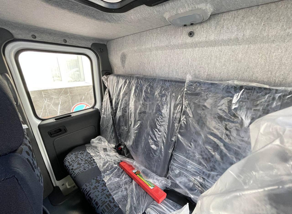 Автомобиль бортовой со сдвоенной кабиной на 7 мест C42R33 4Х2 Москва - изображение 1