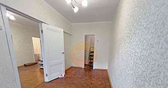 2-комн. квартира, 43 м2, 3/5 эт. Москва