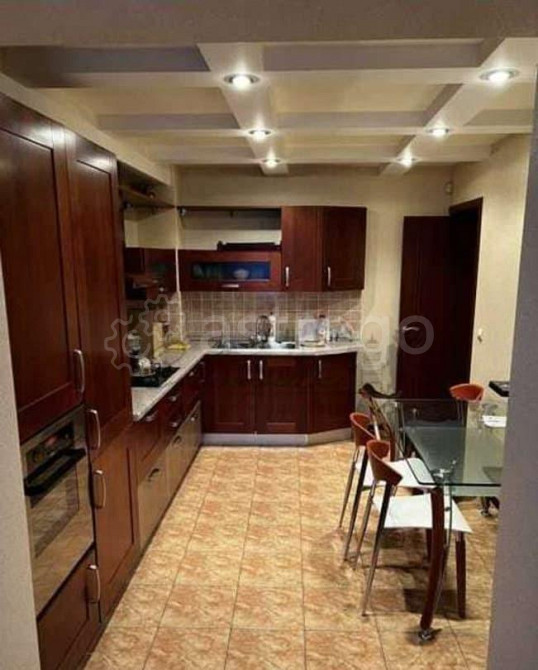 3-комн. квартира, 80 м2, 7/10 эт. Старый Оскол - изображение 1