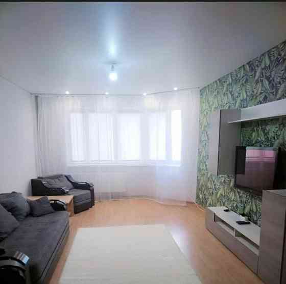 3-комн. квартира, 98 м2, 1/12 эт. Старый Оскол