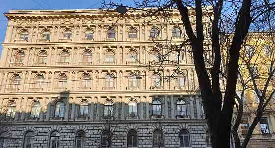 5-комн. квартира, 165.2 м2, 4/6 эт. Санкт-Петербург