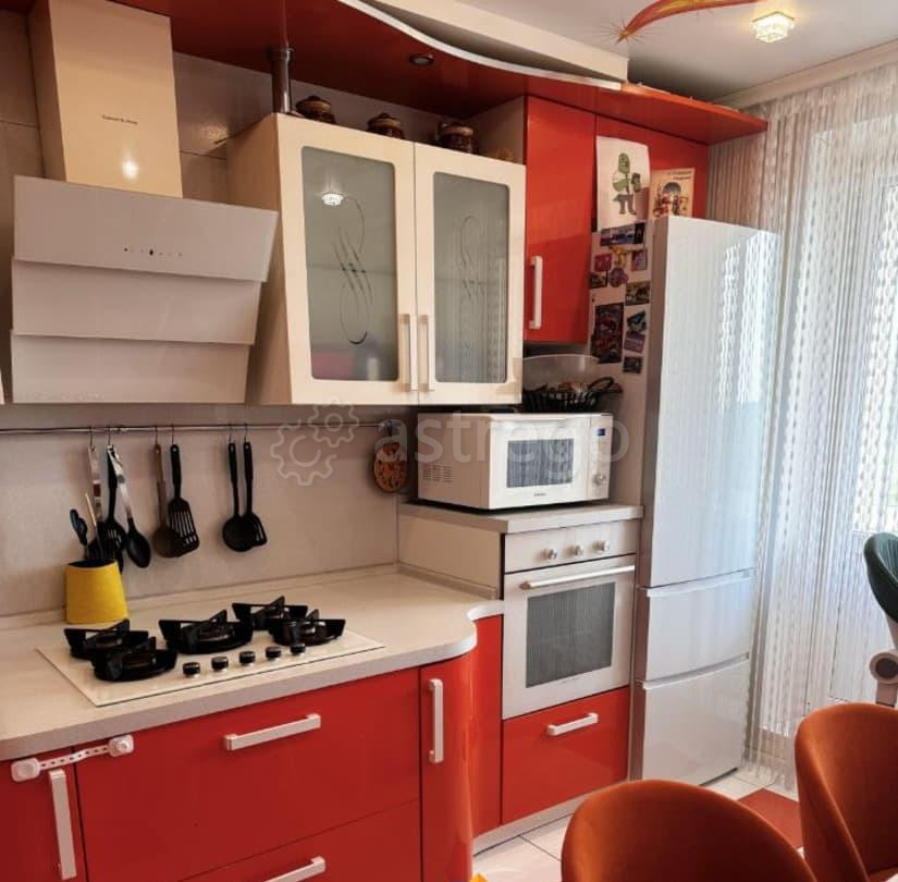 3-комн. квартира, 105.7 м2, 5/5 эт. Кашира - изображение 1