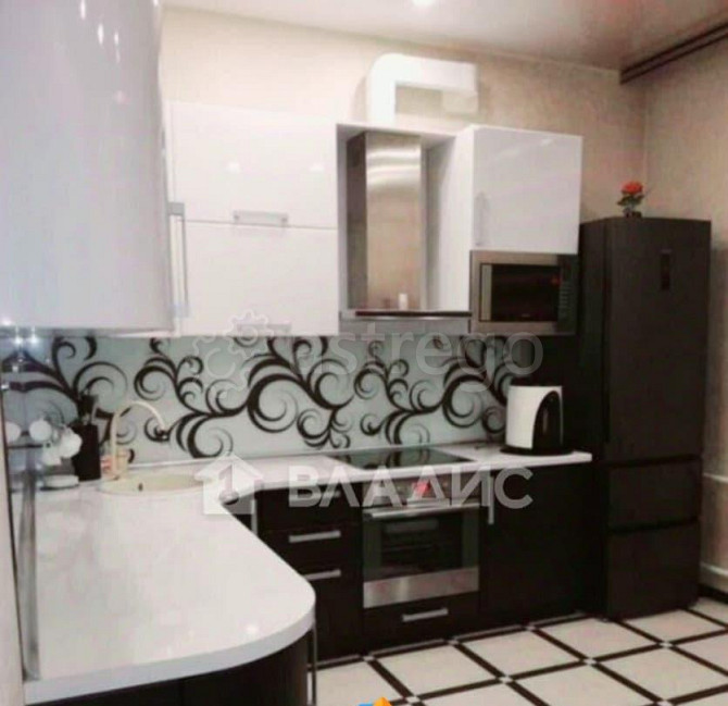 2-комн. квартира, 62 м2, 5/5 эт. Бийск - изображение 4
