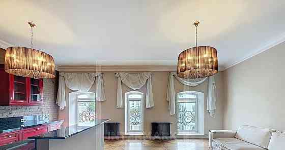 4-комн. квартира, 170 м2, 3/3 эт. Москва