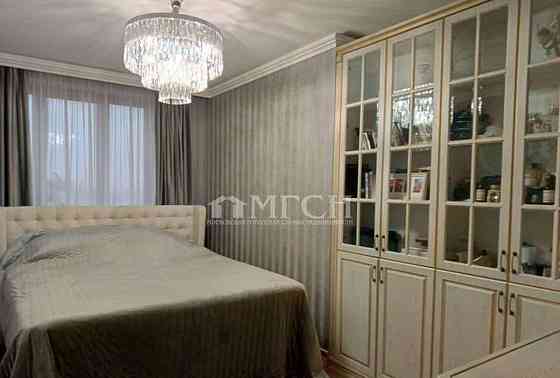 2-комн. квартира, 68 м2, 28/47 эт. Москва