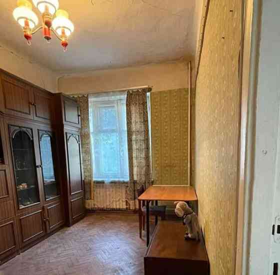Комната, 26.8 м2, 2/6 эт. Москва