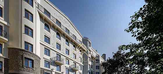 4-комн. квартира, 134.4 м2, 2/7 эт. Санкт-Петербург
