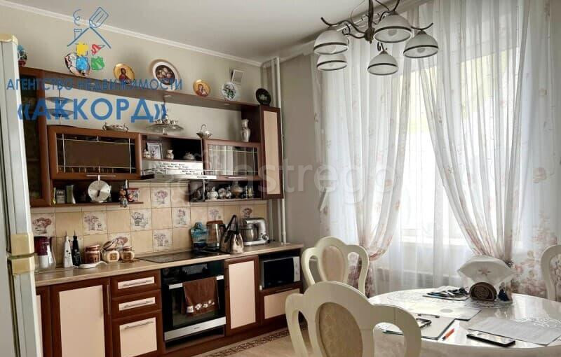 2-комн. квартира, 62 м2, 2/5 эт. Бийск - изображение 3