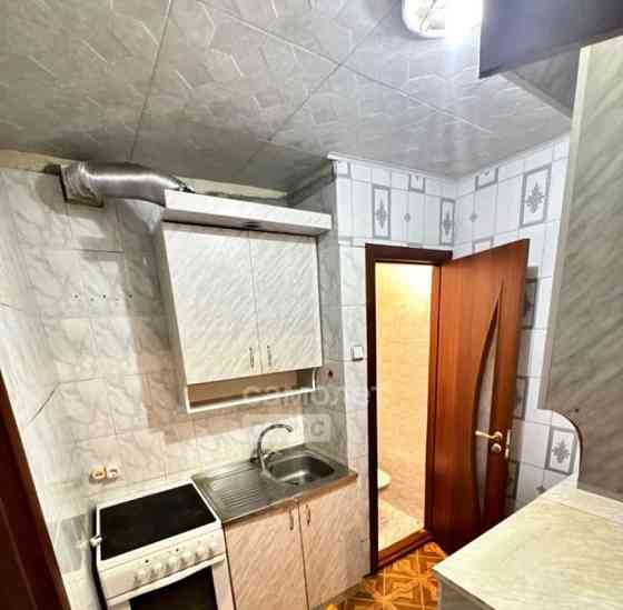 2-комн. квартира, 31 м2, 2/5 эт. Астрахань