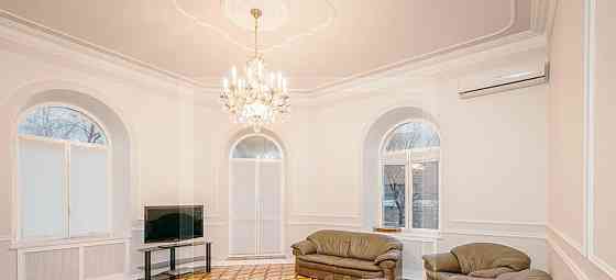 4-комн. квартира, 150 м2, 2/7 эт. Москва