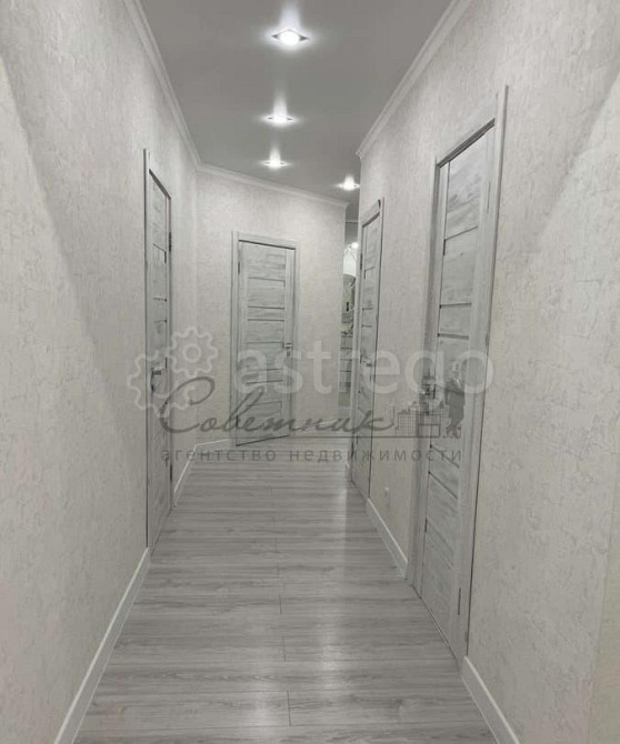 2-комн. квартира, 72 м2, 8/14 эт. Старый Оскол - изображение 2