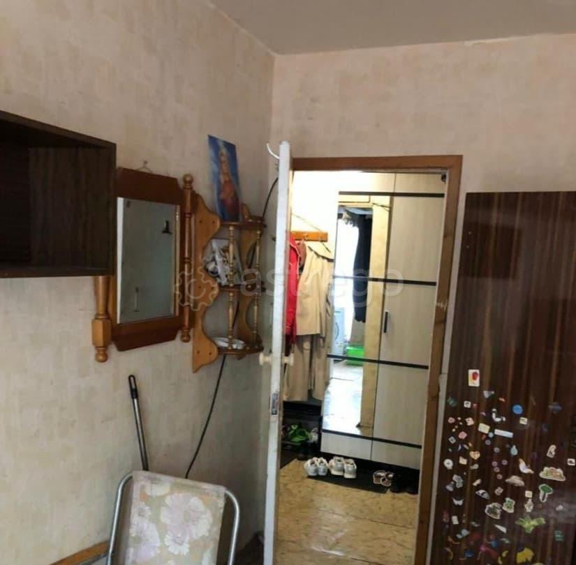 Комната, 10.1 м2, 1/9 эт. Москва - изображение 1