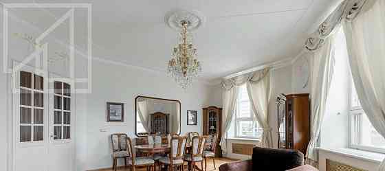 3-комн. квартира, 114 м2, 5/10 эт. Москва