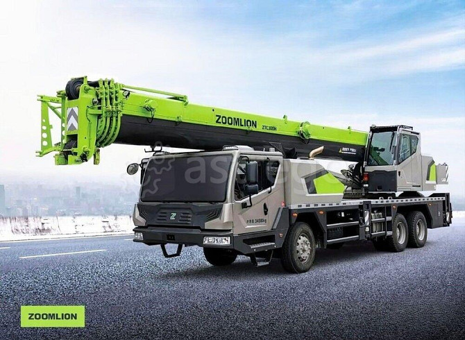 Кран автомобильный Zoomlion ZTC300, грузоподъемность 30 т, вылет стрелы 42 м (50 м) Новосибирск - изображение 1