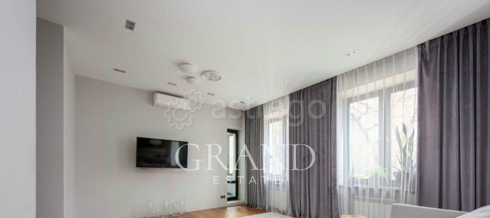4-комн. квартира, 125 м2, 2/8 эт. Москва - изображение 1