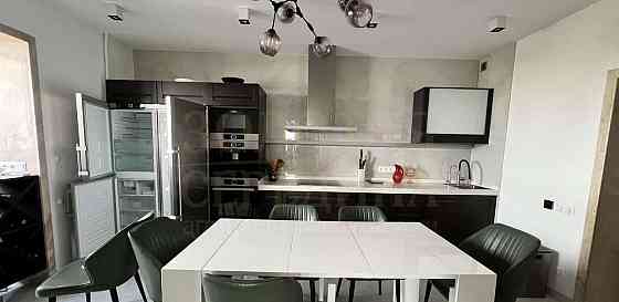 4-комн. квартира, 140 м2, 14/16 эт. Белгород