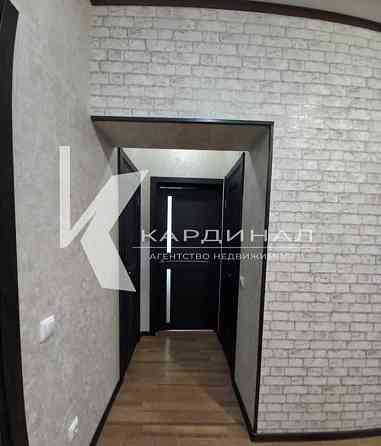 2-комн. квартира, 54 м2, 1/5 эт. Старый Оскол