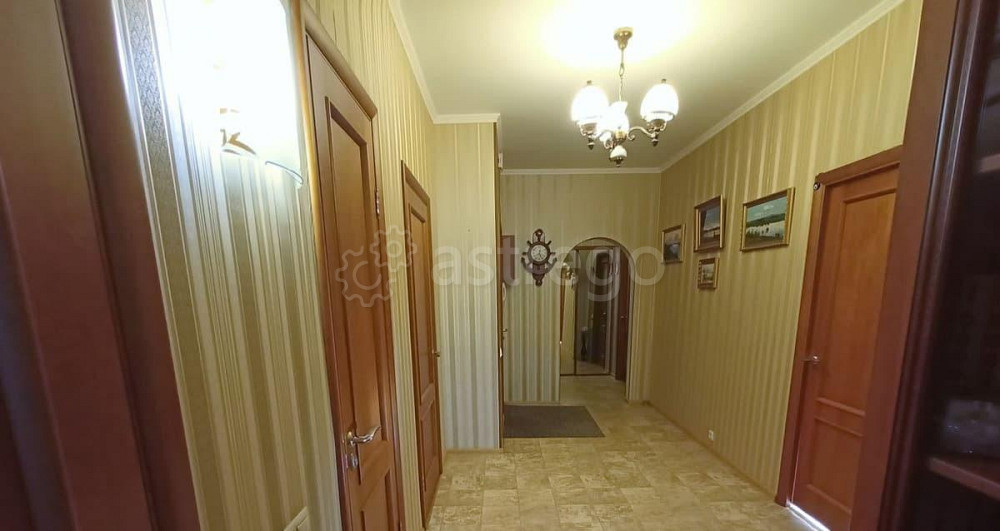 3-комн. квартира, 81.1 м2, 2/5 эт. Санкт-Петербург - изображение 3