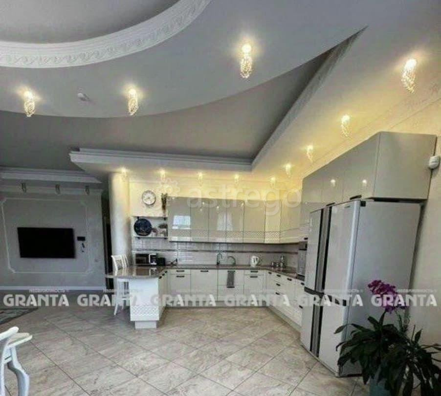 Дом, 265 м2, 6.25 сотки, 3 эт. Красноярск - изображение 7