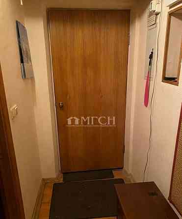 2-комн. квартира, 44 м2, 2/5 эт. Москва