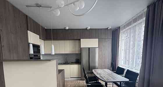 4-комн. квартира, 107 м2, 3/12 эт. Москва