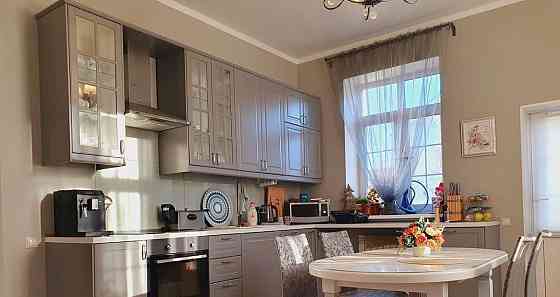 Дом, 172 м2, 8.3 сотки, 2 эт. Москва