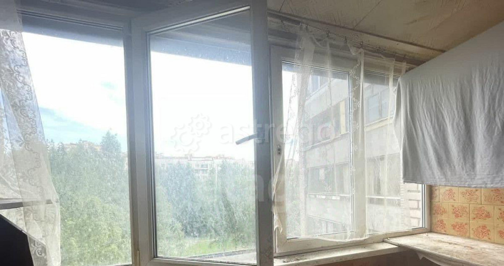 Комната, 12.3 м2, 5/15 эт. Санкт-Петербург - изображение 1