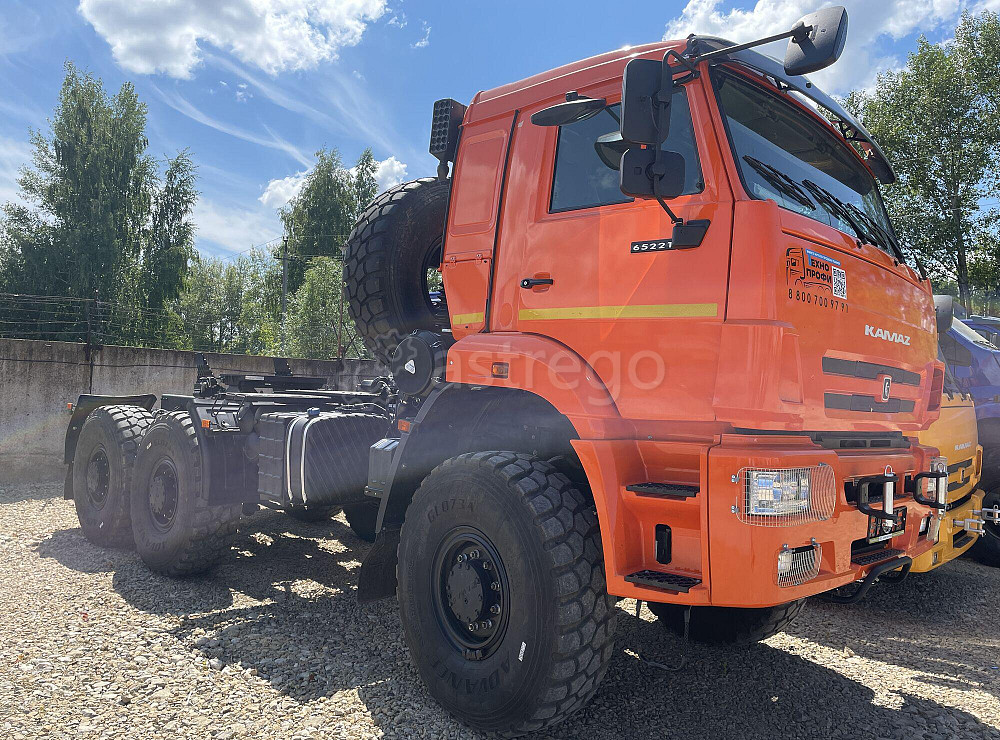 Тягач КАМАЗ 65221 6х6 Москва - изображение 1