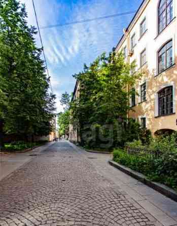 2-комн. квартира, 56 м2, 1/4 эт. Санкт-Петербург