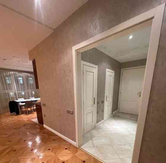 4-комн. квартира, 127 м2, 2/8 эт. Санкт-Петербург