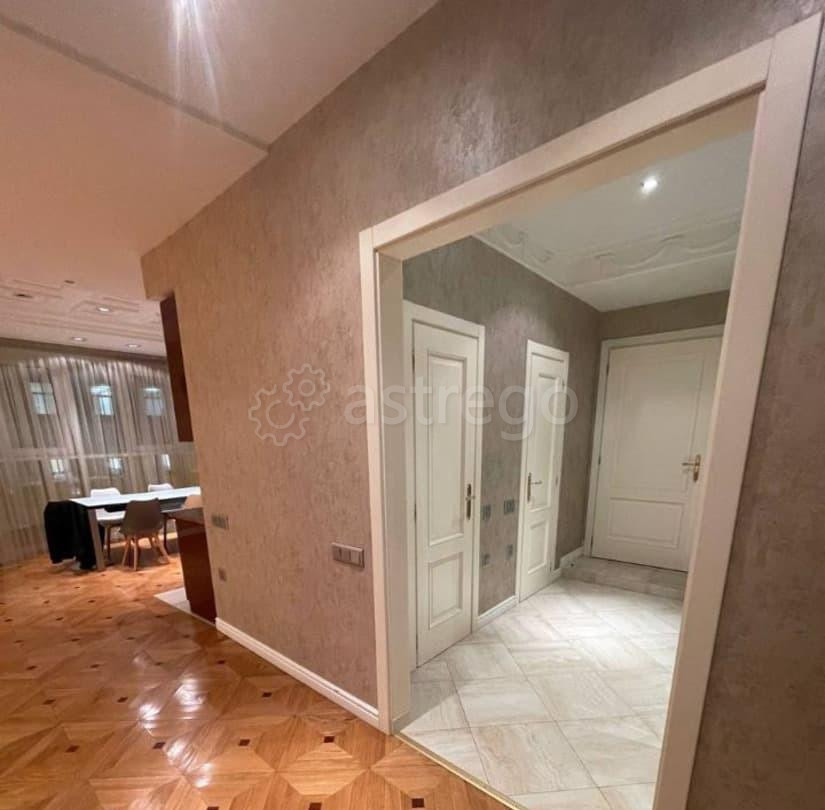 4-комн. квартира, 127 м2, 2/8 эт. Санкт-Петербург - изображение 2