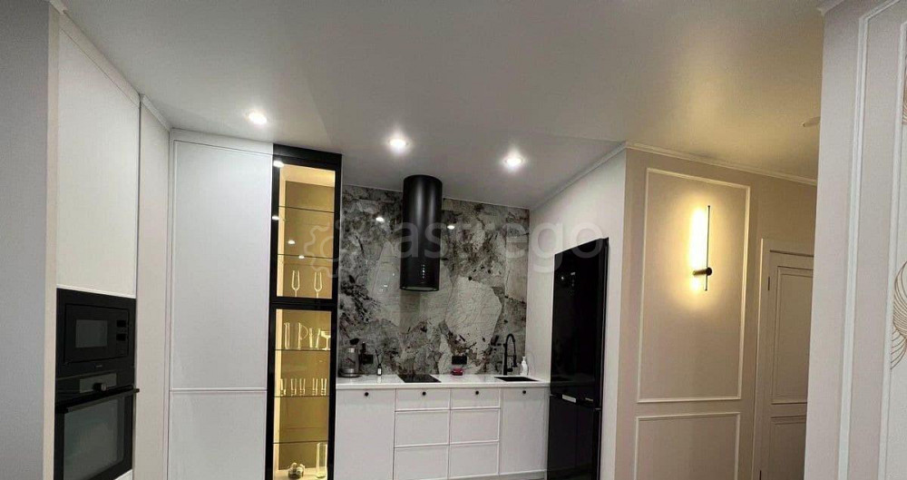 3-комн. квартира, 68 м2, 9/23 эт. Астрахань - изображение 1