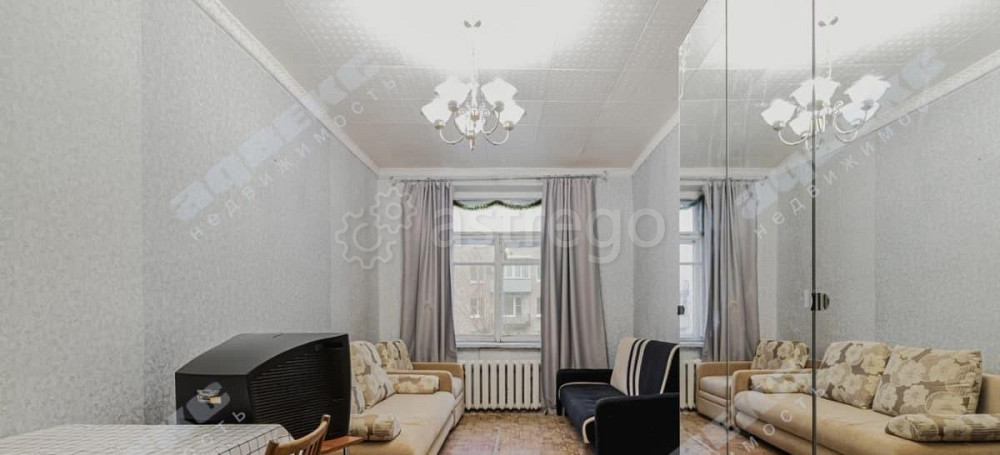 Комната, 17 м2, 5/5 эт. Санкт-Петербург - изображение 1