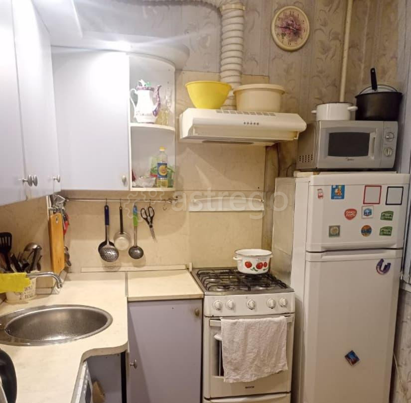 Комната, 50 м2, 2/5 эт. Санкт-Петербург - изображение 5