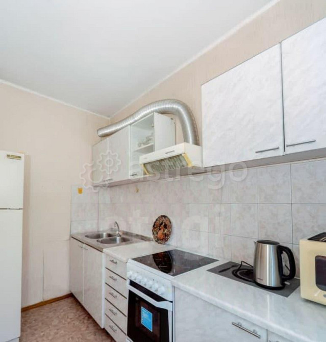 3-комн. квартира, 63 м2, 2/9 эт. Бийск - изображение 1