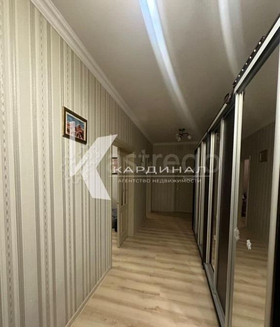 3-комн. квартира, 98 м2, 8/10 эт. Старый Оскол - изображение 4