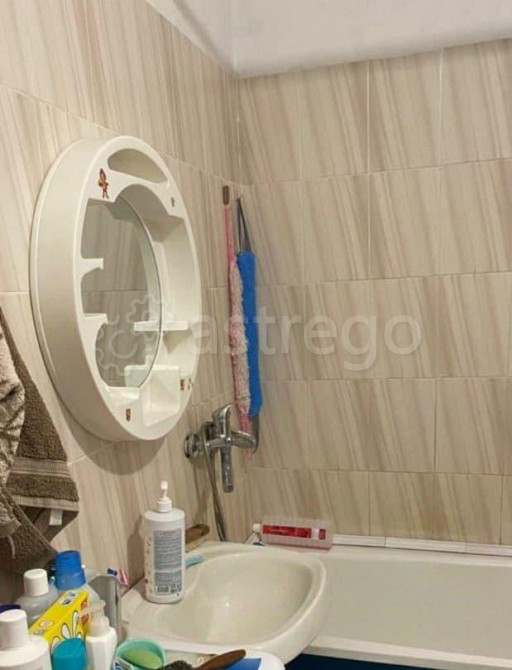 Комната, 5 м2, 8/9 эт. Барнаул - изображение 4