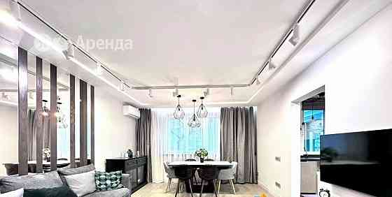 4-комн. квартира, 76 м2, 1/12 эт. Москва