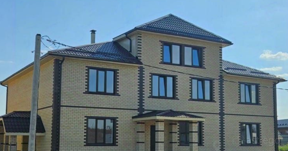 Продам Таунхаус, 201.5 м2, {961} Участок 2.8 сот. Воронеж - изображение 1