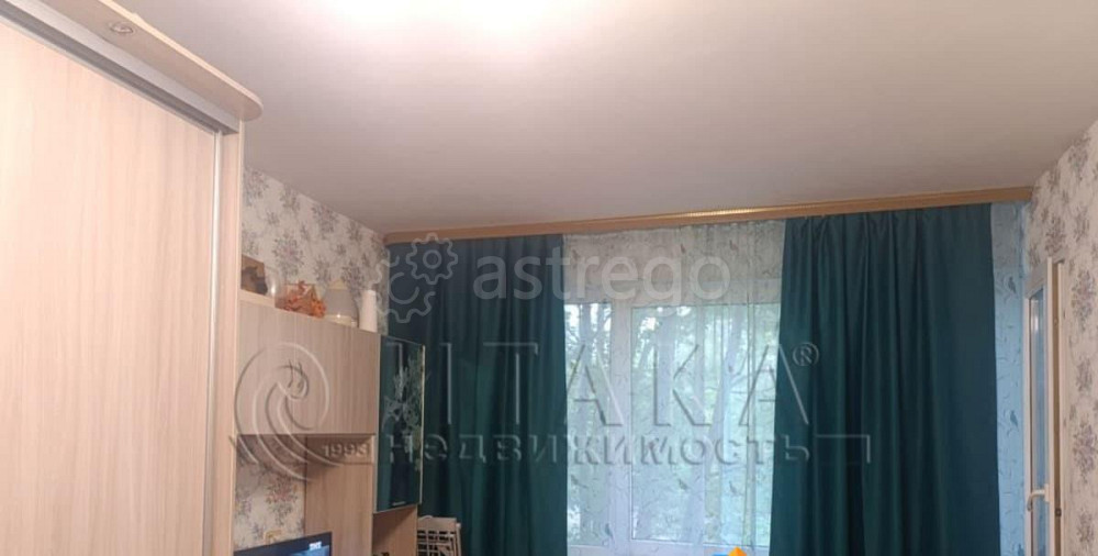 Комната, 36 м2, 1/9 эт. Санкт-Петербург - изображение 1