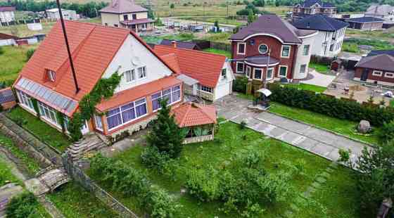 Коттедж, 300 м2 Санкт-Петербург