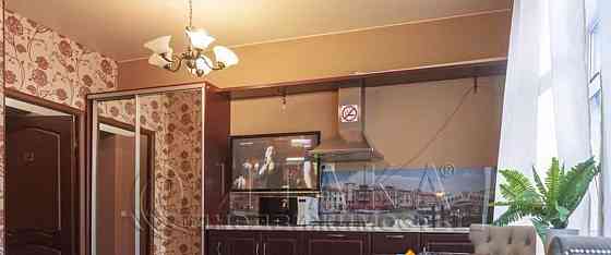 6-комн. квартира, 265.5 м2, 3/3 эт. Санкт-Петербург