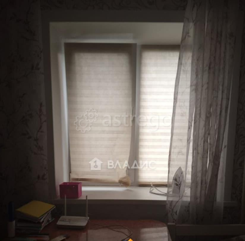 Студия, 12 м2, 1/5 эт. Бийск - изображение 2
