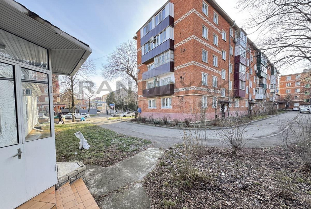 2-комн. квартира, 52 м, 1/1 эт. Майкоп - изображение 4