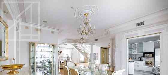 4-комн. квартира, 230 м2, 7/7 эт. Москва